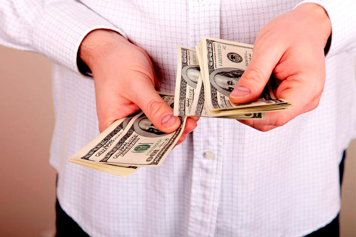 How to save on dead tree removal money save