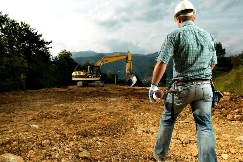 How to hire a land clearing contractor
